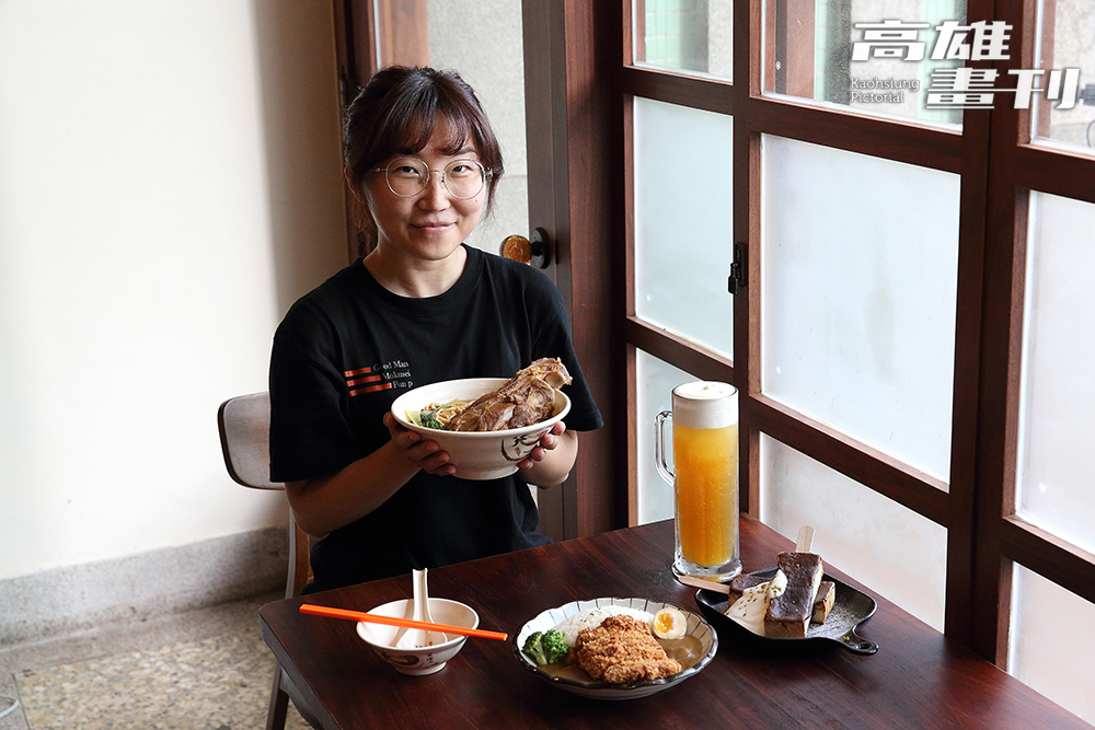 楊宅食事所餐飲種類選擇多元,希望到店裡的人宛如回家般輕鬆用餐。(攝影/Carter) 楊宅食事所餐飲種類選擇多元,希望到店裡的人宛如回家般輕鬆用餐。(攝影/Carter)