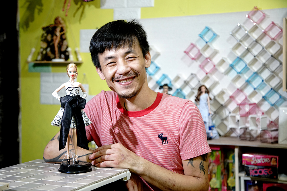 劉懿衛是台灣唯一芭比設計師。