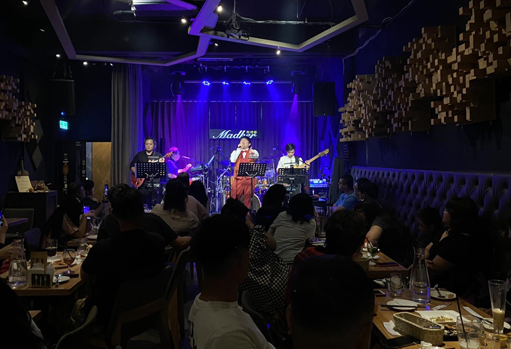美德客音樂餐酒館。(圖片提供/美德客音樂餐酒館) 美德客音樂餐酒館。(圖片提供/美德客音樂餐酒館)
