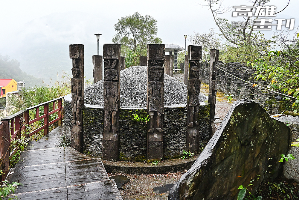多納部落-勇士呼喊台、祭人頭場。(攝影/Carter) 多納部落-勇士呼喊台、祭人頭場。(攝影/Carter)