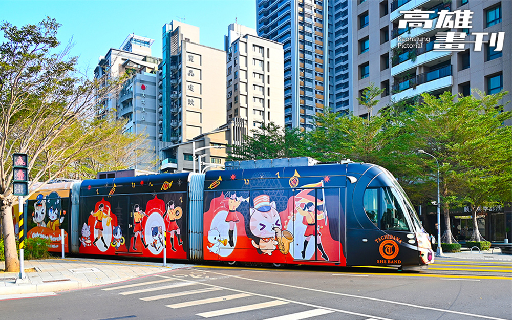 歷經10年工程,高雄輕軌今(2024)年初全線通車。(攝影/Carter) 歷經10年工程,高雄輕軌今(2024)年初全線通車。(攝影/Carter)