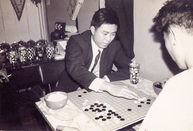 圍棋好手陳伯謙的棋弈人生。