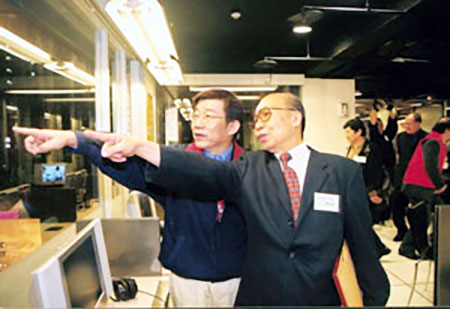 李祐寧(左)和郭南宏導演，對推動南台灣的電影文化發展不遺餘力。(圖/鮑忠暉攝)