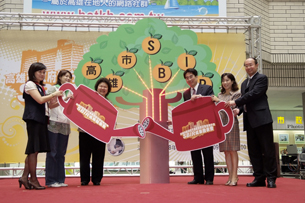 2008年共有27件申請案通過SBIR補助,2009年市府特地舉行成果發表會。(圖/鮑忠暉攝) 2008年共有27件申請案通過SBIR補助,2009年市府特地舉行成果發表會。(圖/鮑忠暉攝)