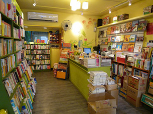 五餅二魚書店有孩子不同成長階段所需要的書。(圖/五餅二魚提供) 五餅二魚書店有孩子不同成長階段所需要的書。(圖/五餅二魚提供)
