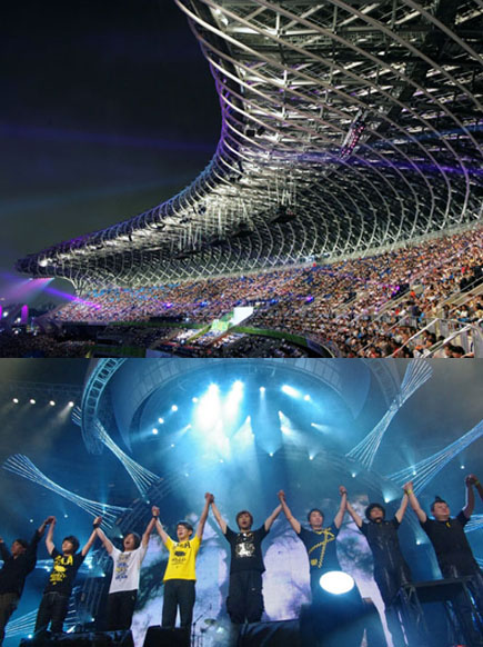 五月天在世運主場館締造最多人數演唱會的紀錄。(圖/鮑忠暉、相信音樂 提供) 五月天在世運主場館締造最多人數演唱會的紀錄。(圖/鮑忠暉、相信音樂 提供)