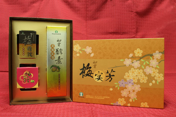初雲-梅宴芳禮盒(高雄市甲仙地區農會) 初雲-梅宴芳禮盒(高雄市甲仙地區農會)