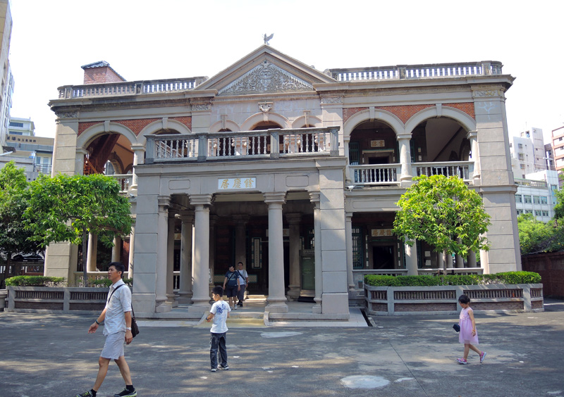 陳中和紀念館每月開放一次吸引不少民眾參訪。(圖∕徐世雄 攝) 陳中和紀念館每月開放一次吸引不少民眾參訪。(圖∕徐世雄 攝)
