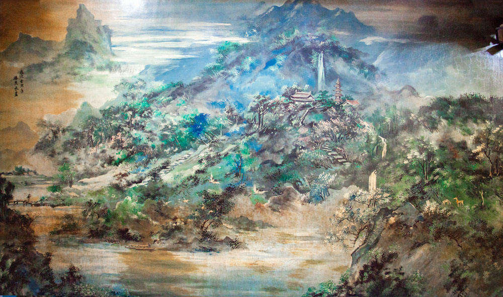 鹽埕代天宮收藏許多廟宇畫師潘麗水的代表作。(圖/高志宏 攝) 鹽埕代天宮收藏許多廟宇畫師潘麗水的代表作。(圖/高志宏 攝)