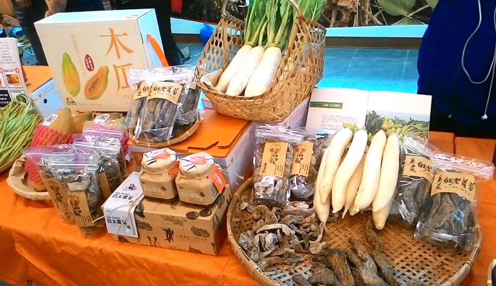 高雄農產品通過產銷履歷驗證，提供消費者「安全」、「安心」的保證。（圖/高雄市農業局 提供）