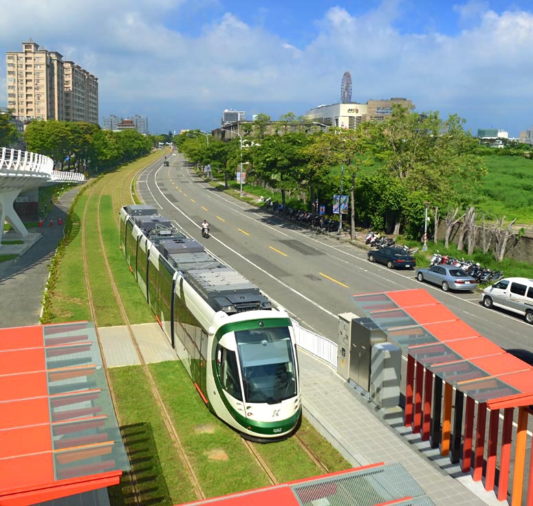 台灣城市綠色運輸新里程碑 認識高雄輕軌 台灣城市綠色運輸新里程碑 認識高雄輕軌