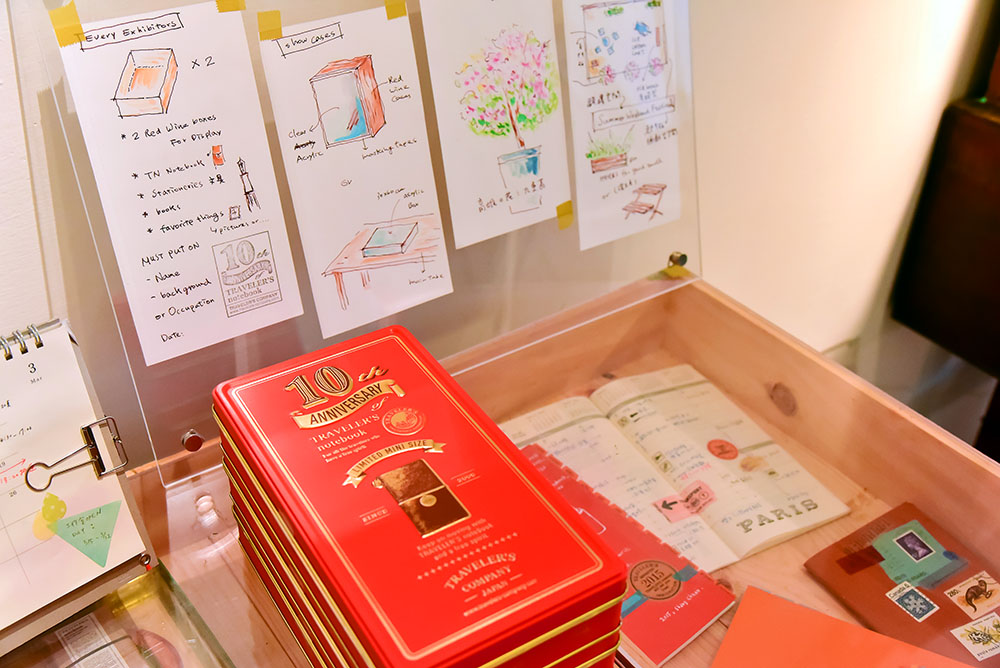 店內一隅,有店長貼心繪製的文具使用說明。(貓手香工作室‧攝影) 店內一隅,有店長貼心繪製的文具使用說明。(貓手香工作室‧攝影)