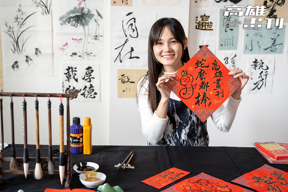 楊修華讓書法這項傳統藝術以幽默、風趣的新面貌走進人心。(攝影/Cindy Li) 楊修華讓書法這項傳統藝術以幽默、風趣的新面貌走進人心。(攝影/Cindy Li)