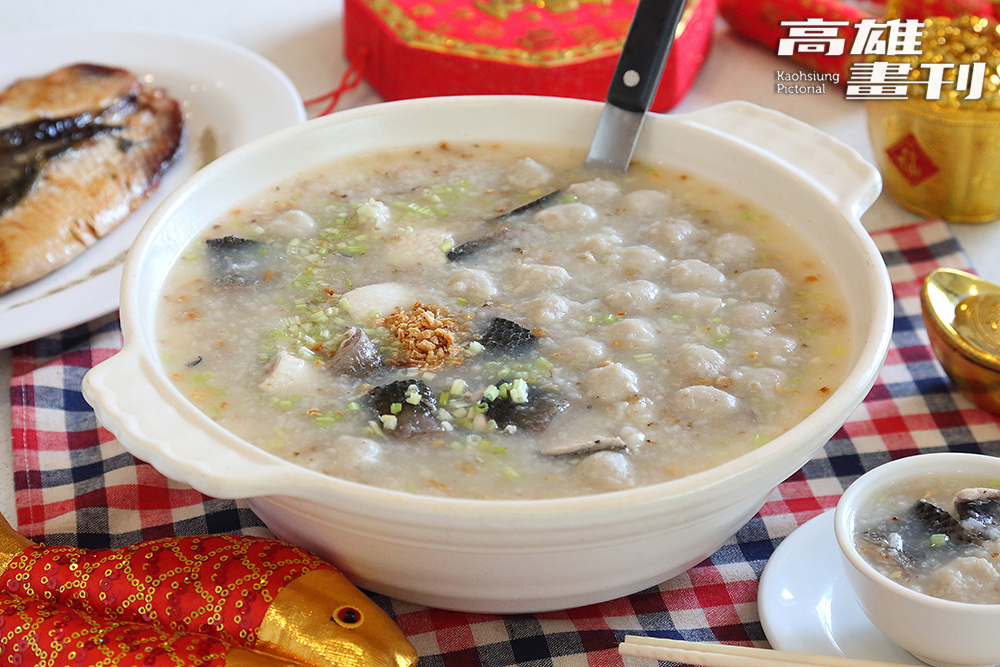 虱目魚鹹粥料理。(攝影/Carter) 虱目魚鹹粥料理。(攝影/Carter)