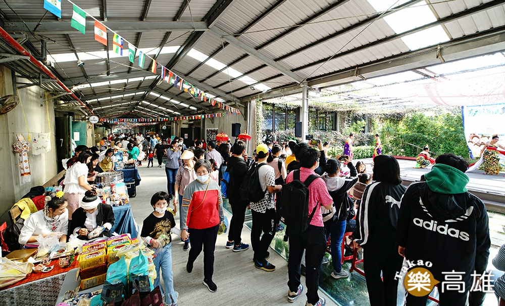 充滿悠閒氛圍的假日市集。（攝影/曾信耀）