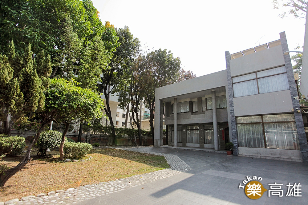 歷任9任市長的官邸，為當代風格雙層建築。（攝影/李瑰嫻）