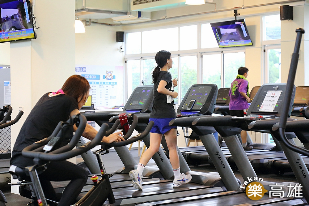 鳳山運動園區是高雄市首座市民運動中心，歡迎市民朋友善加利用，養成運動習慣。（攝影/Carter）