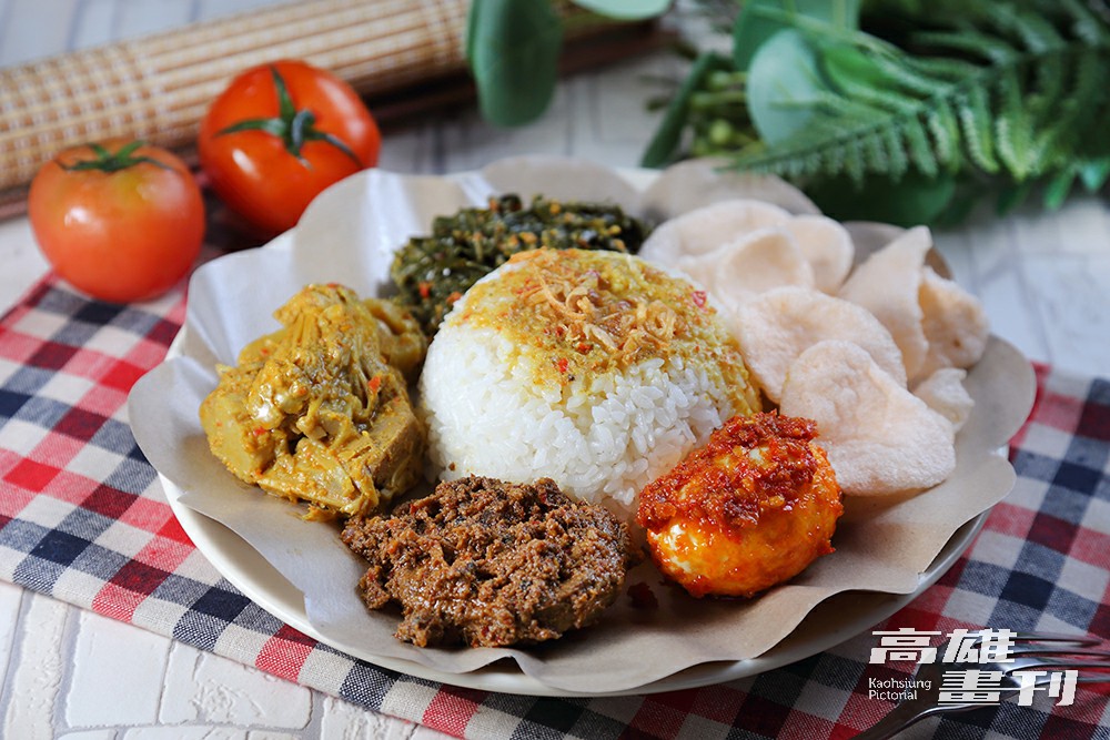 想要「偽出國」吃東南亞美食，來高雄車站附近就能達成，並浸泡在多元文化的豐富香氣中。(攝影/Carter)