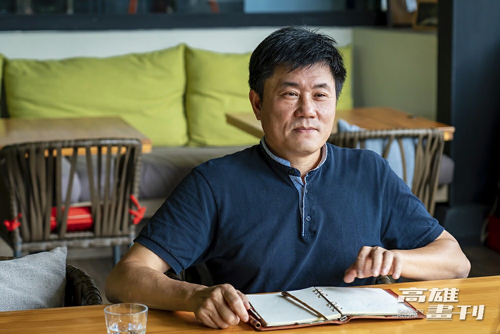食不二蔬食的創辦人李財明認為蔬食與土地有最直接關聯。(攝影/Cindy Lee) 食不二蔬食的創辦人李財明認為蔬食與土地有最直接關聯。(攝影/Cindy Lee)