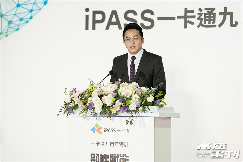 一卡通公司董事長廖泰翔表示,iPASS MONEY單月的轉帳金額和儲值金額正式突破100億和200億,兩者市佔都超過7成,高居全台第一。(攝影/黃敬文) 一卡通公司董事長廖泰翔表示,iPASS MONEY單月的轉帳金額和儲值金額正式突破100億和200億,兩者市佔都超過7成,高居全台第一。(攝影/黃敬文)