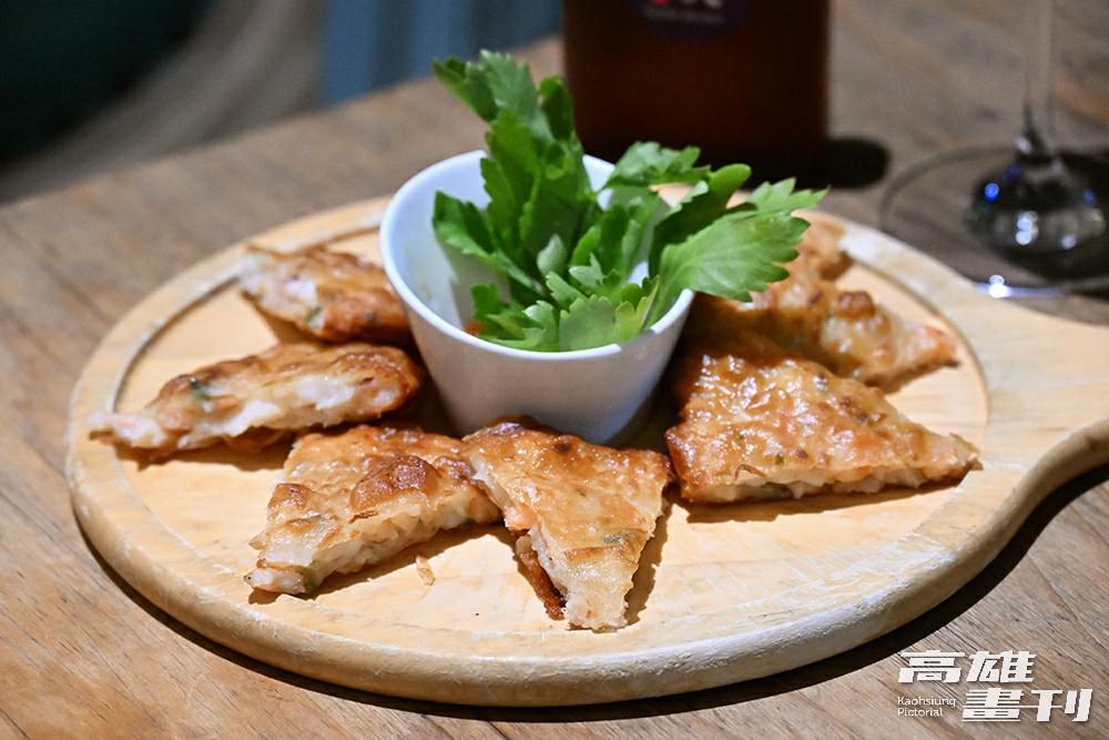 下酒菜海鮮煎餅，吃了會唰嘴。(攝影/Carter)